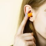 7 Tips Melindungi Telinga dari Kerusakan Akibat Suara Bising
