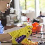 5 Cara Merawat Tangan Setelah Bekerja di Dapur Seharian